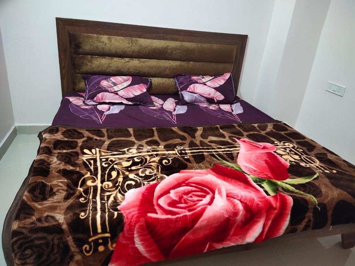 Deviksha Home Stay Ujjain Zewnętrze zdjęcie