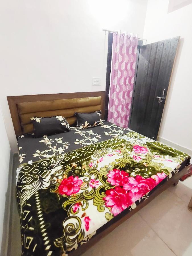 Deviksha Home Stay Ujjain Zewnętrze zdjęcie