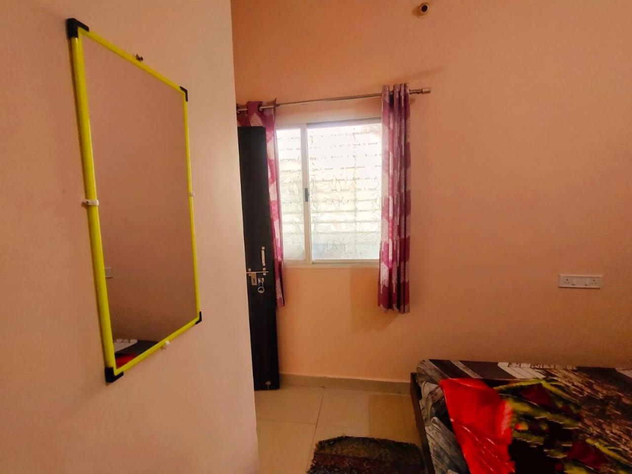 Deviksha Home Stay Ujjain Zewnętrze zdjęcie