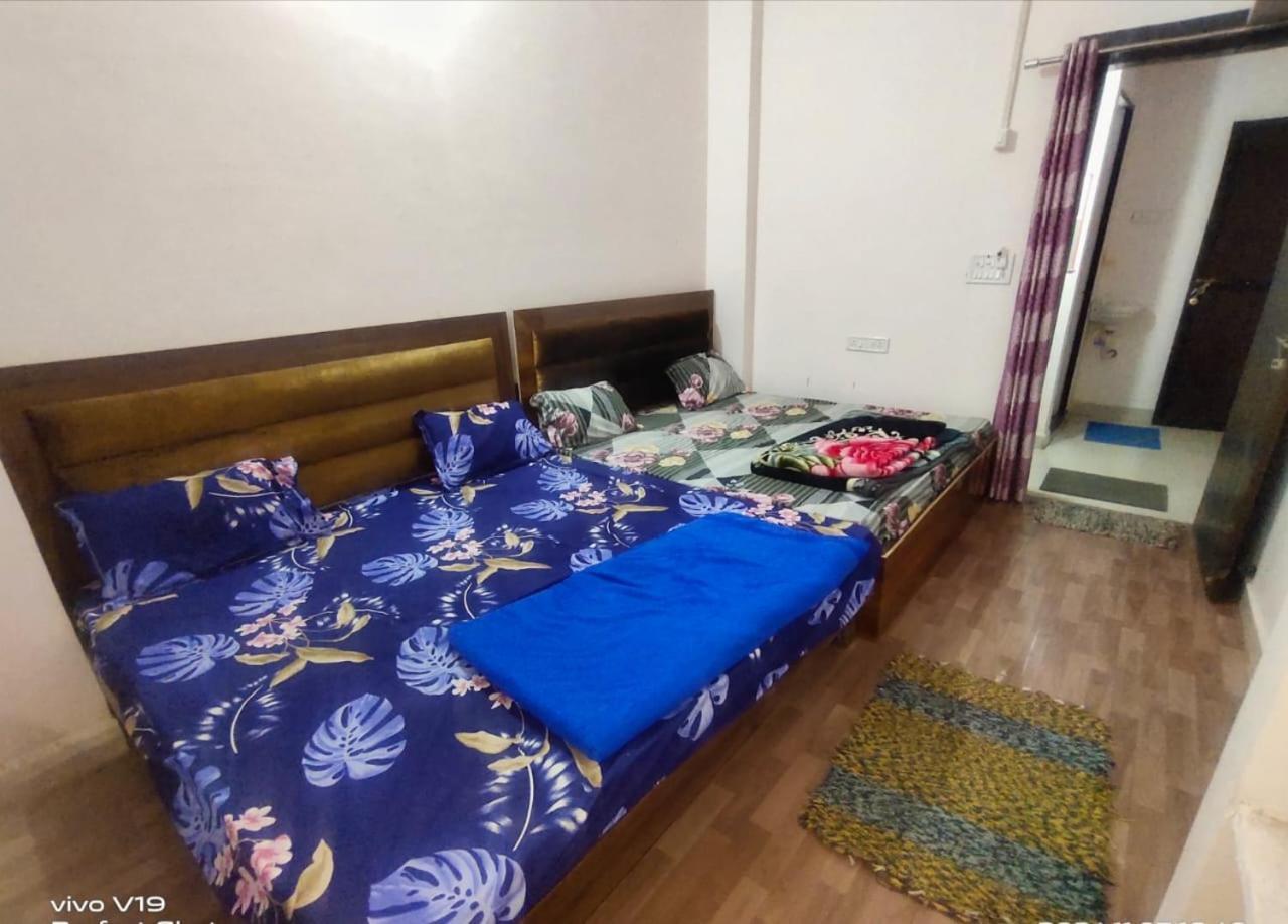Deviksha Home Stay Ujjain Zewnętrze zdjęcie